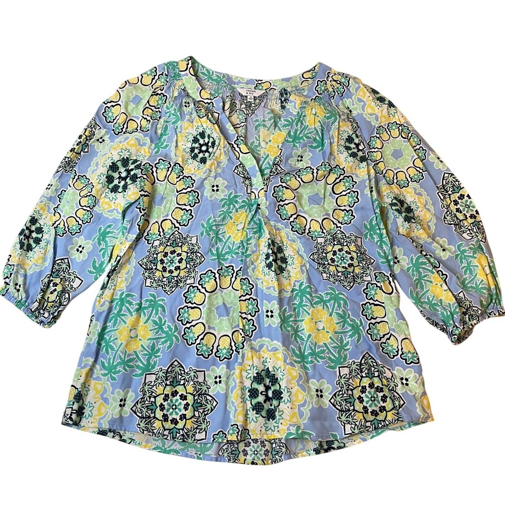 Crown & Ivy Womens Size S Smocked V Neck 3/4 Sleeve Tropical Pineapple Blouse